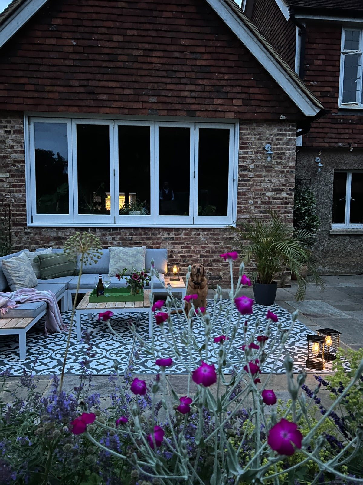 sissinghurst location house outdoor patio at night